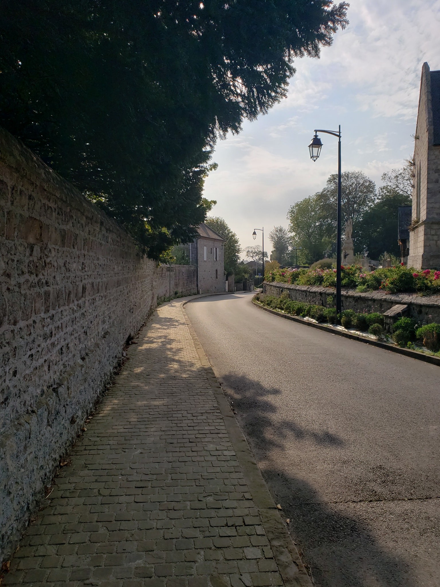 LE VILLAGE